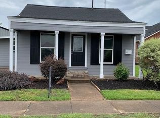 117 E Myrtle St, Angleton, TX 77515