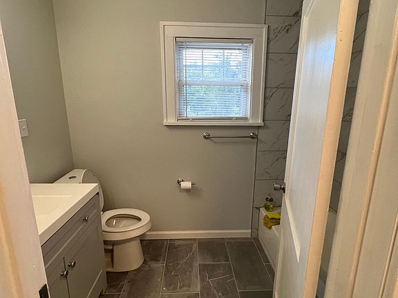 Upstairs bathroom