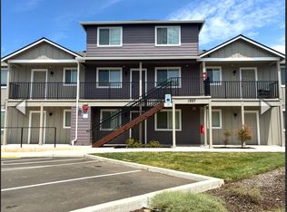 1997 Sky Park Dr, Medford, OR 97504