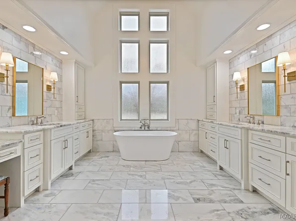 7544 Lakeridge Dr, Montgomery, AL 36117