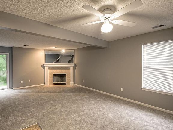 3rd image of 6011 NE Moonstone Dr