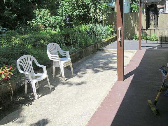 5th image of 124 Albion St #1G