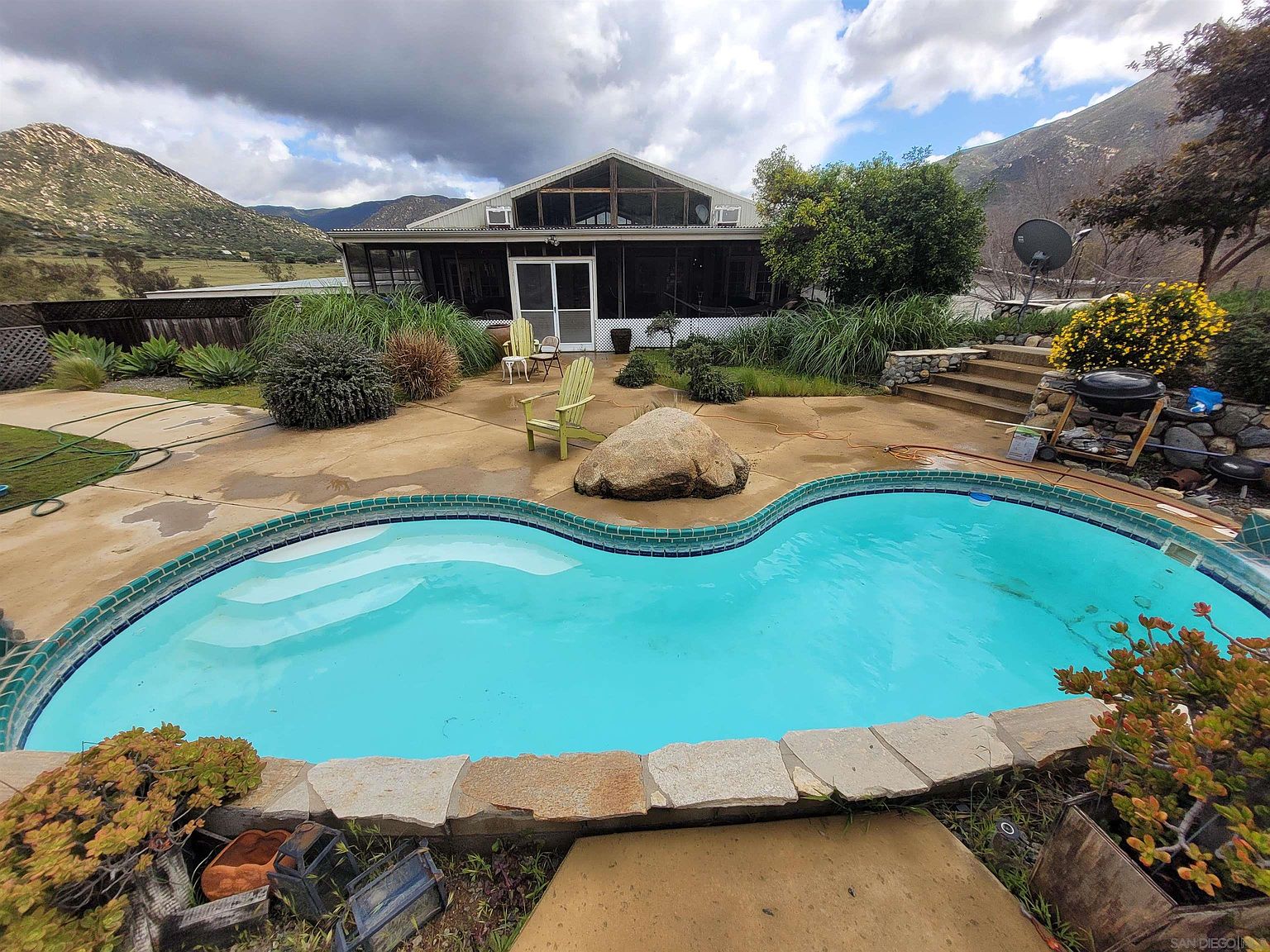 Cochera Via, Dulzura, CA 91917 Zillow