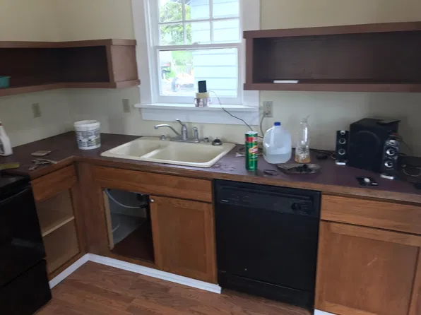 2044 SE Front St, Astoria, OR 97103