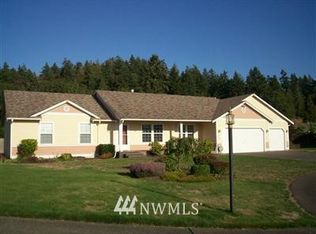 8714 236th St E, Graham, WA 98338