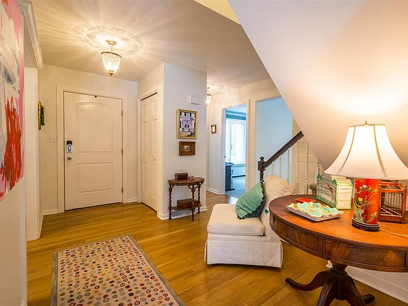 4th image of 2334 E Woodbine Ave