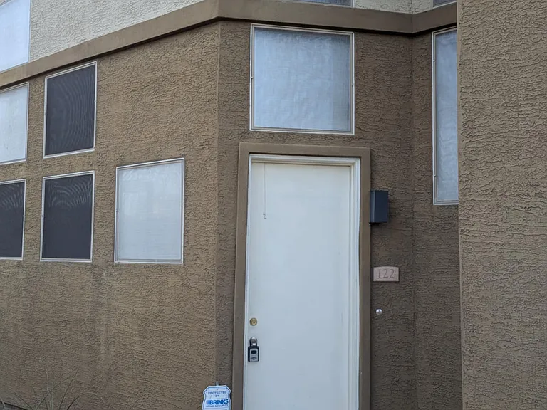 1445 E Broadway Rd #122 — Photo 1