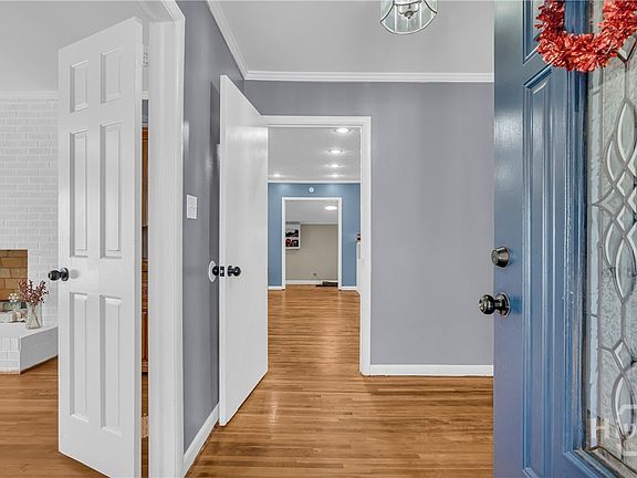 3rd image of 72 Cade Street