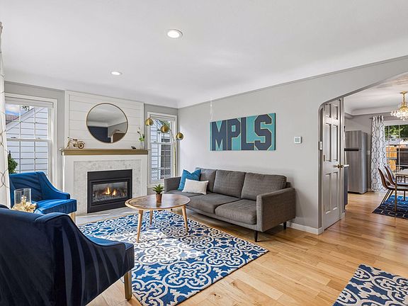 3rd image of 4406 Longfellow Ave