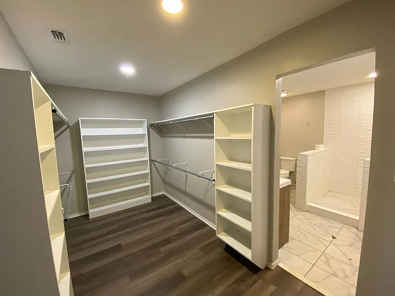 5218 Green Valley Trl — Photo 8