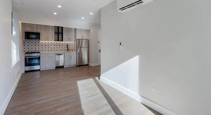 Rented by Reavis | media 22