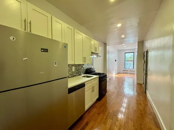 2030 Madison Avenue image 8 of 14