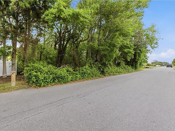5th image of 3020 Little Island Rd