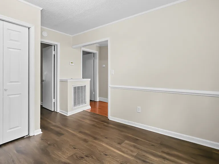 114 Emory St — Photo 11