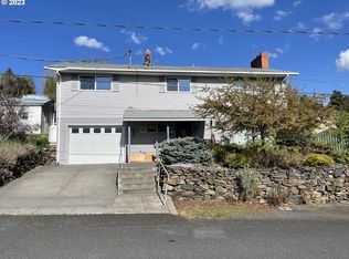 140 S Gilmore St, Heppner, OR 97836