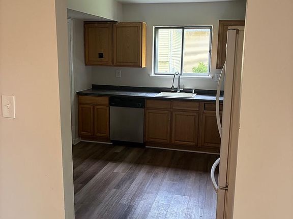 3rd image of 66 Anna Ct #266