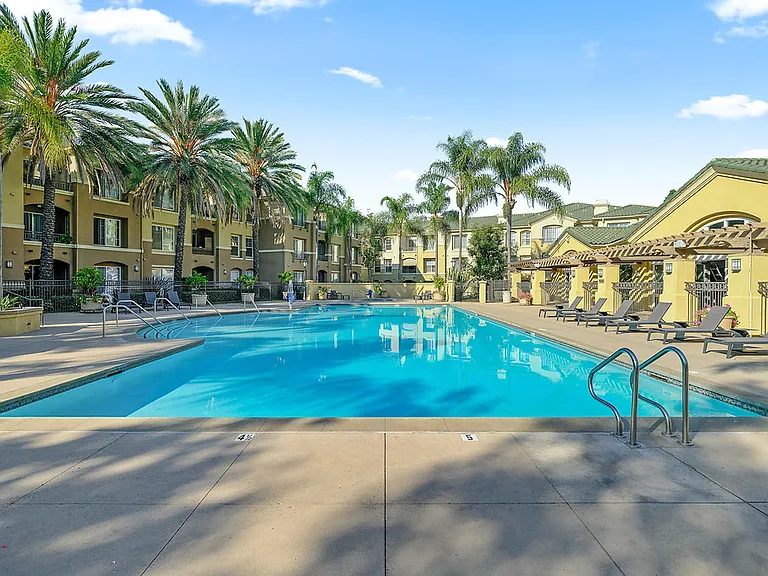 Allure at Scripps Ranch — Photo 1
