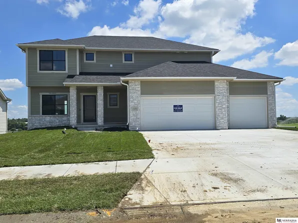 11003 N 159th Ave, Bennington, NE 68007