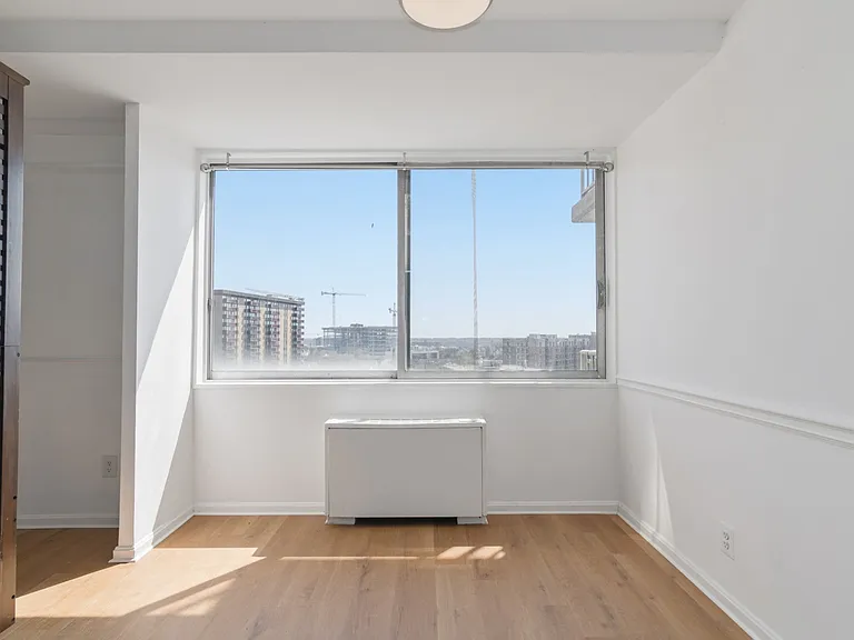 301 N Beauregard St #902 — Photo 12