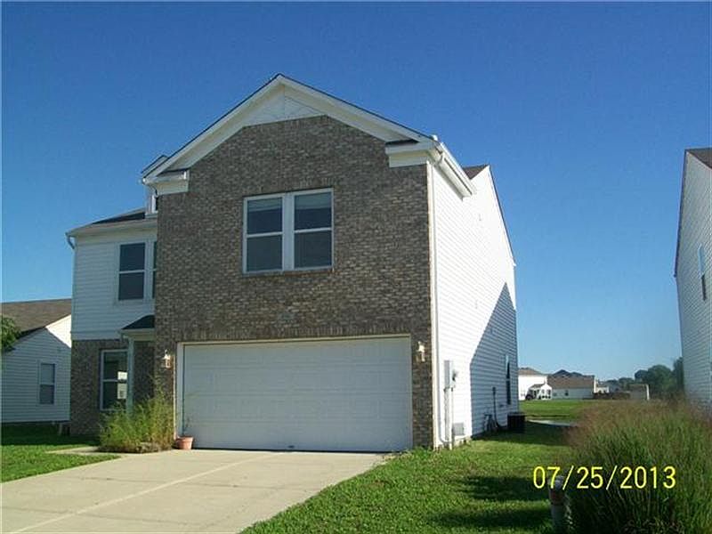 2nd image of 836 Sylvan St