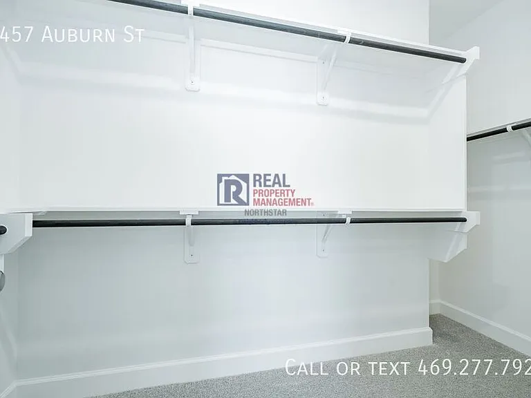 2457 Auburn St — Photo 23