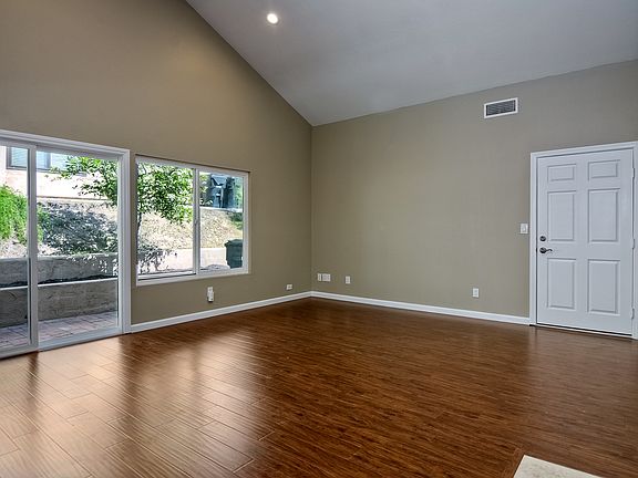 4th image of 10620 Atrium Dr