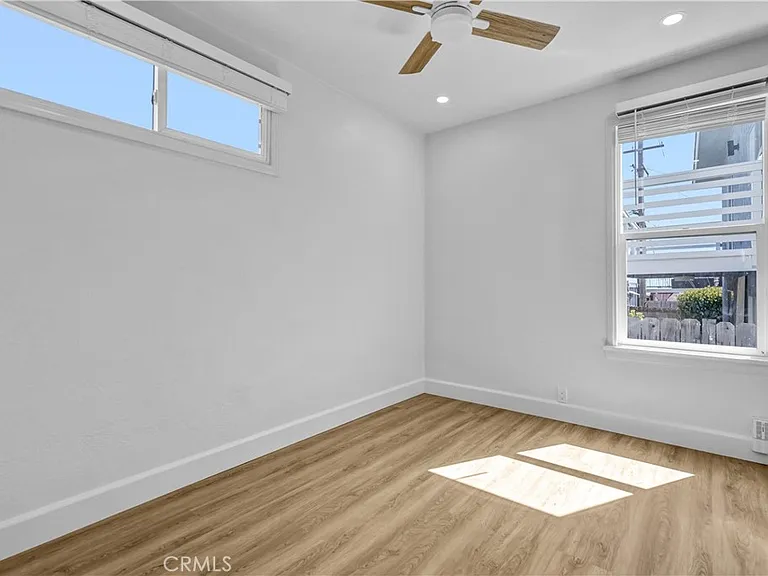200 Avenida Monterey — Photo 15