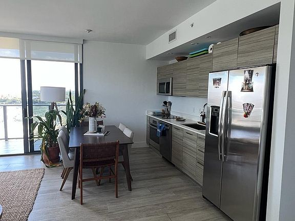 5th image of 3470 E Coast Ave #1700