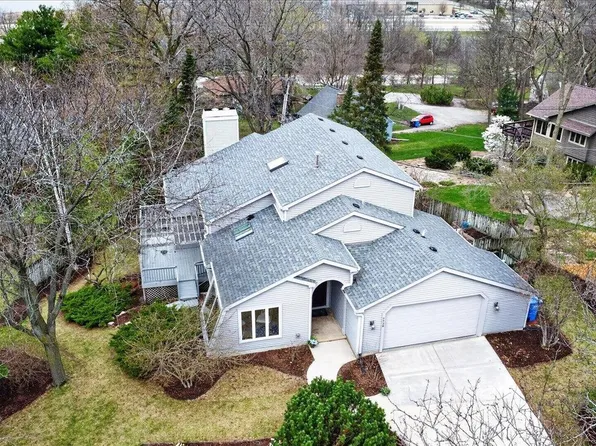 7738 Hillcrest Ave, Middleton, WI 53562