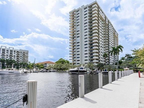 2nd image of 3200 Port Royale Dr N #901A