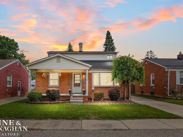 16532 Rosemary Ave, Fraser, MI 48026