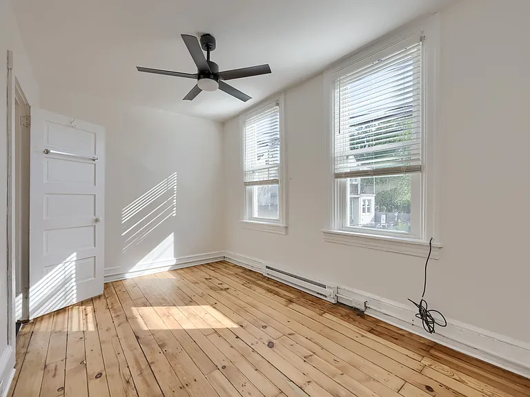 319-319 S Lime St #1 — Photo 12