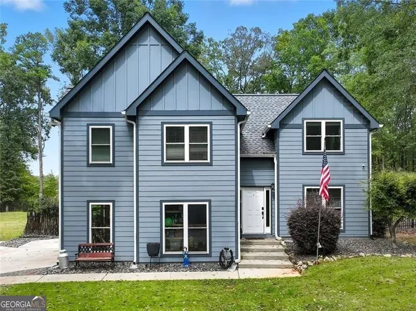 95 Tyler Woods Dr, Sharpsburg, GA 30277