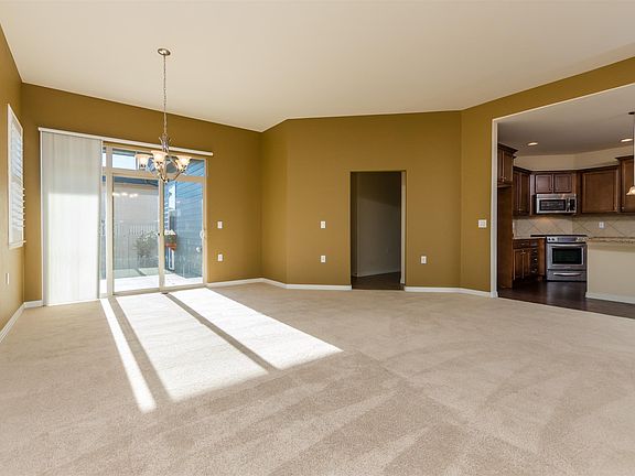 3rd image of 795 Bluestem Ln