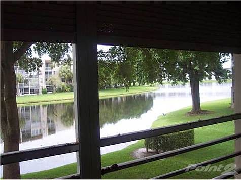 2nd image of 9325 Lagoon Pl APT 205