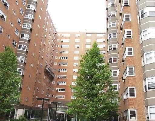1st image of 4970 N Marine Dr APT 1223