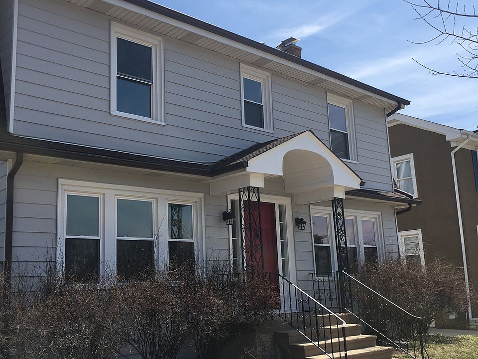 1st image of 1032 N Harvey Ave