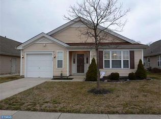 135 Blue Heron Dr, West Deptford, NJ 08086