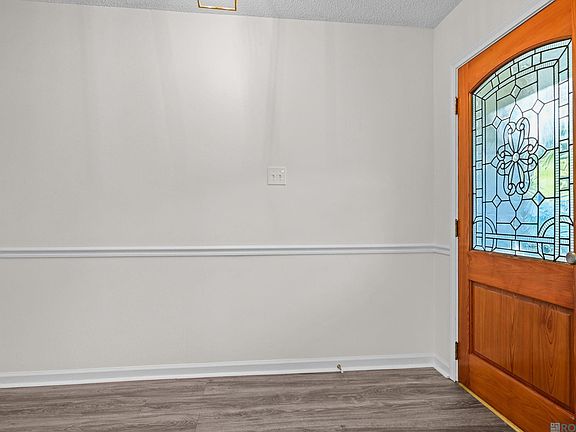 5th image of 1324 Rue Desiree