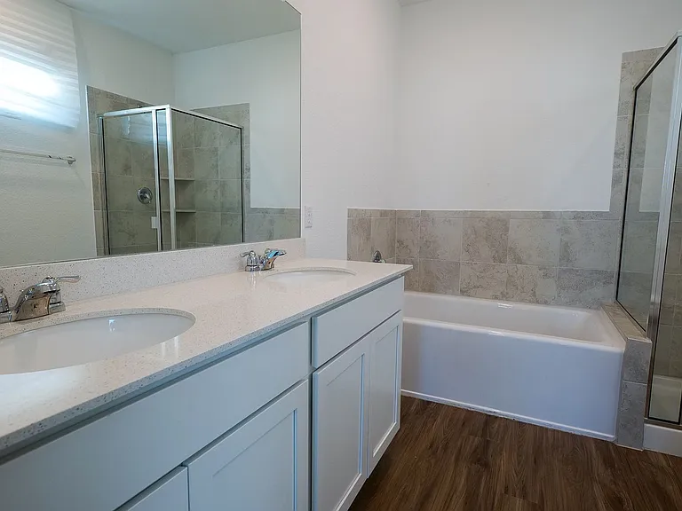 1321 Weatherford Ln — Photo 14