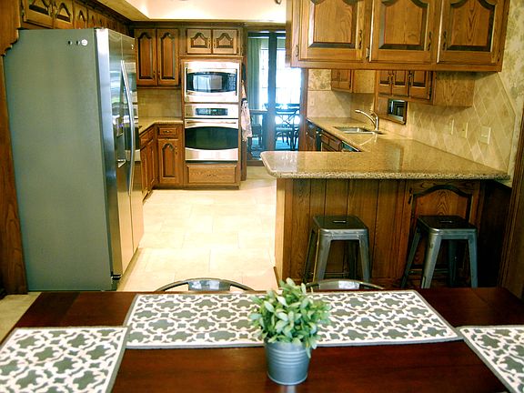 5th image of 4704 Seabrook Ct