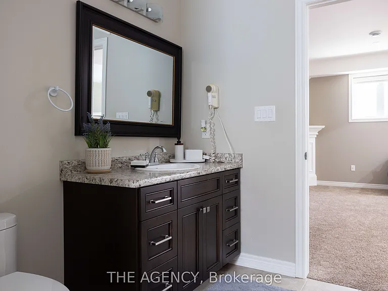 6737 Culp St — Photo 32