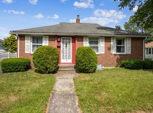 5 Hale Ct, Plainville, CT 06062