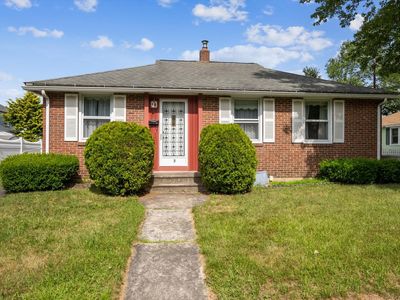 5 Hale Court, Plainville, CT, 06062