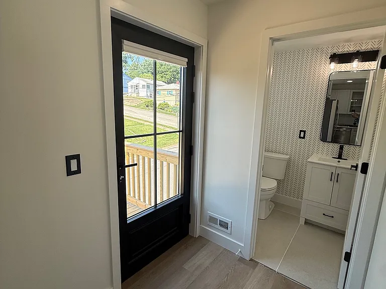 517 Harmony Rd — Photo 8