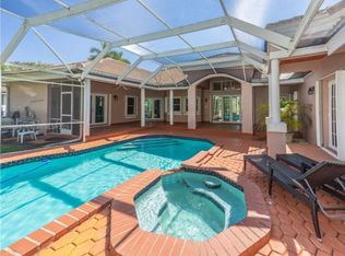 7469 SW 168th Ter, Palmetto Bay, FL 33157