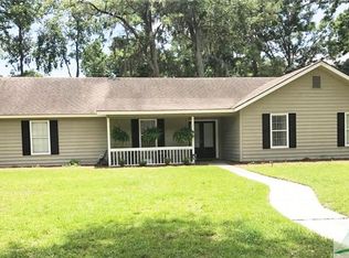 1 S Nicholson Cir, Savannah, GA 31419