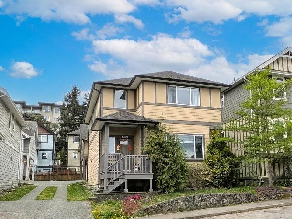 1st image of 1227 Freshwater Cres