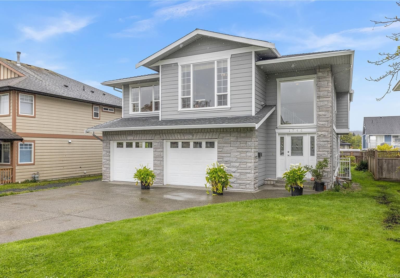 1746 Mamich Cir, Saanich, BC V8N 6N1 MLS 935612 Zillow