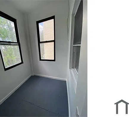 4 bed, $3,500 — Photo 2